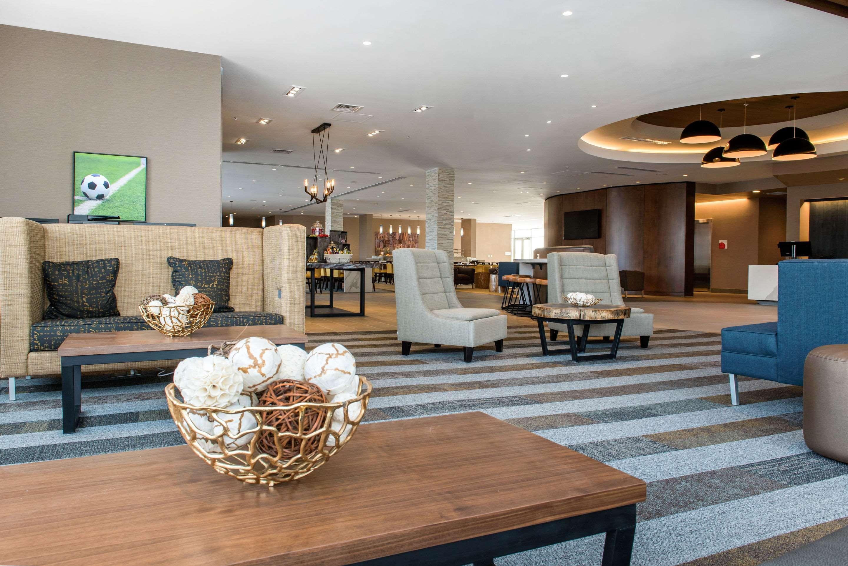 Wyndham Westfield Hotel Luaran gambar