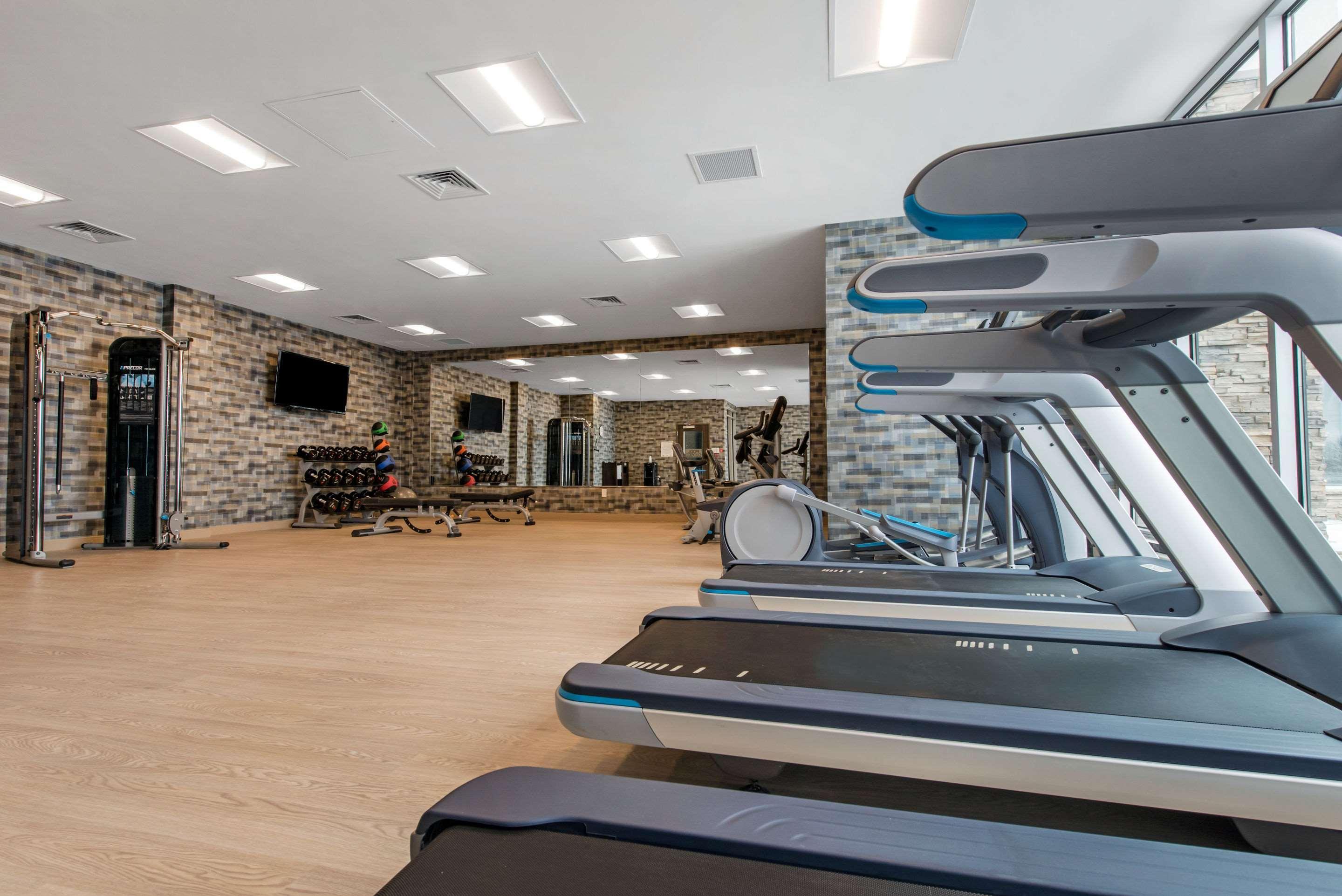 Wyndham Westfield Hotel Luaran gambar