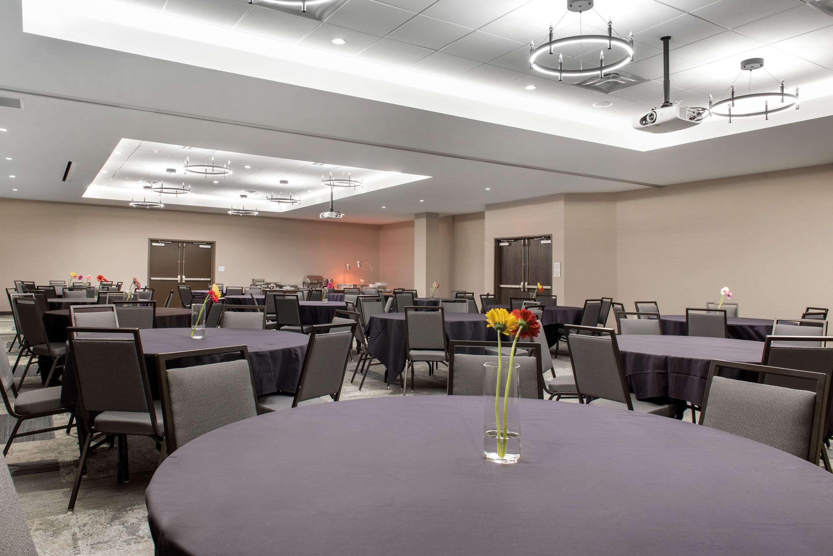 Wyndham Westfield Hotel Luaran gambar