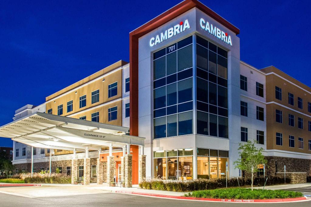 Wyndham Westfield Hotel Luaran gambar