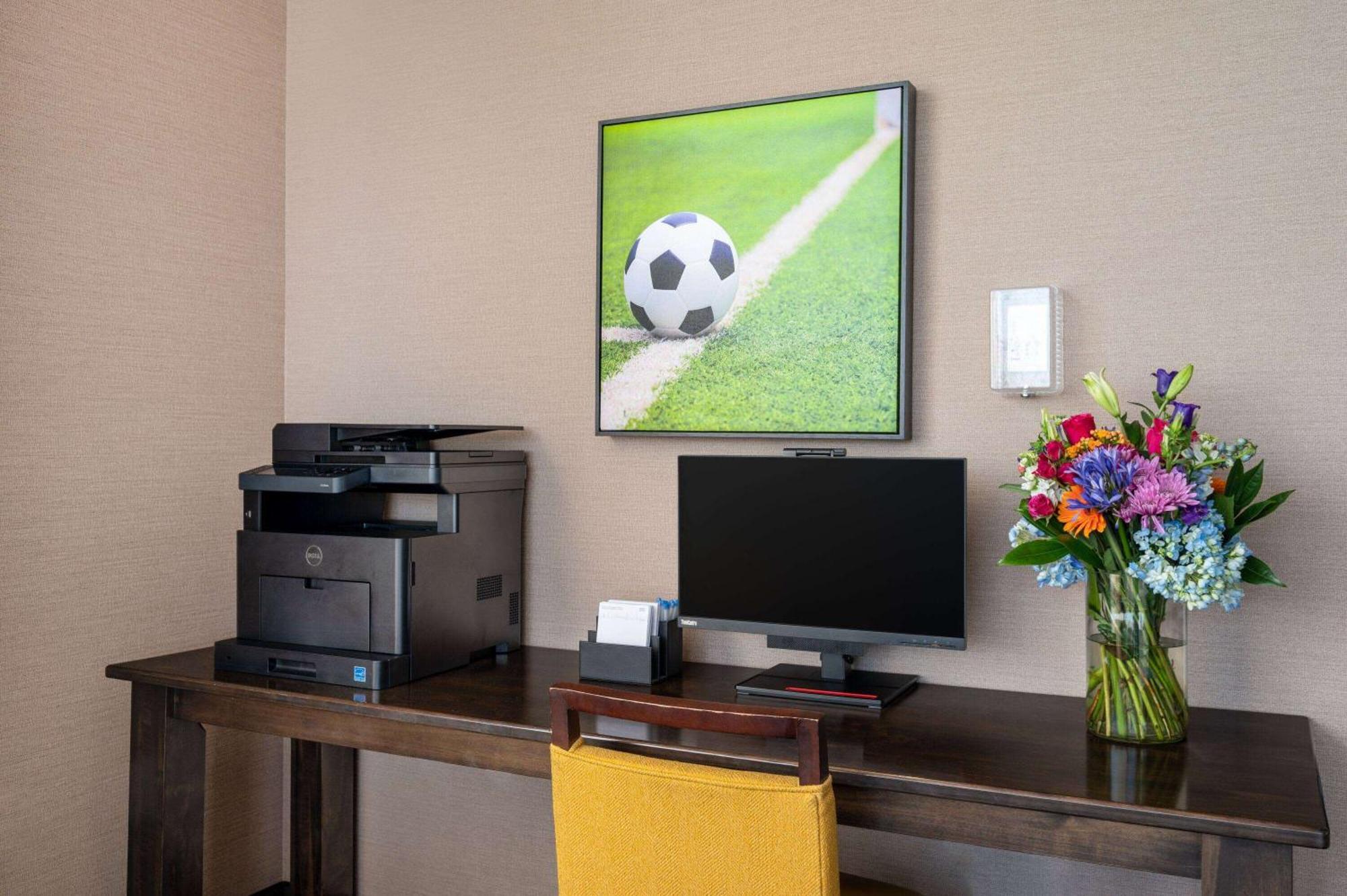 Wyndham Westfield Hotel Luaran gambar