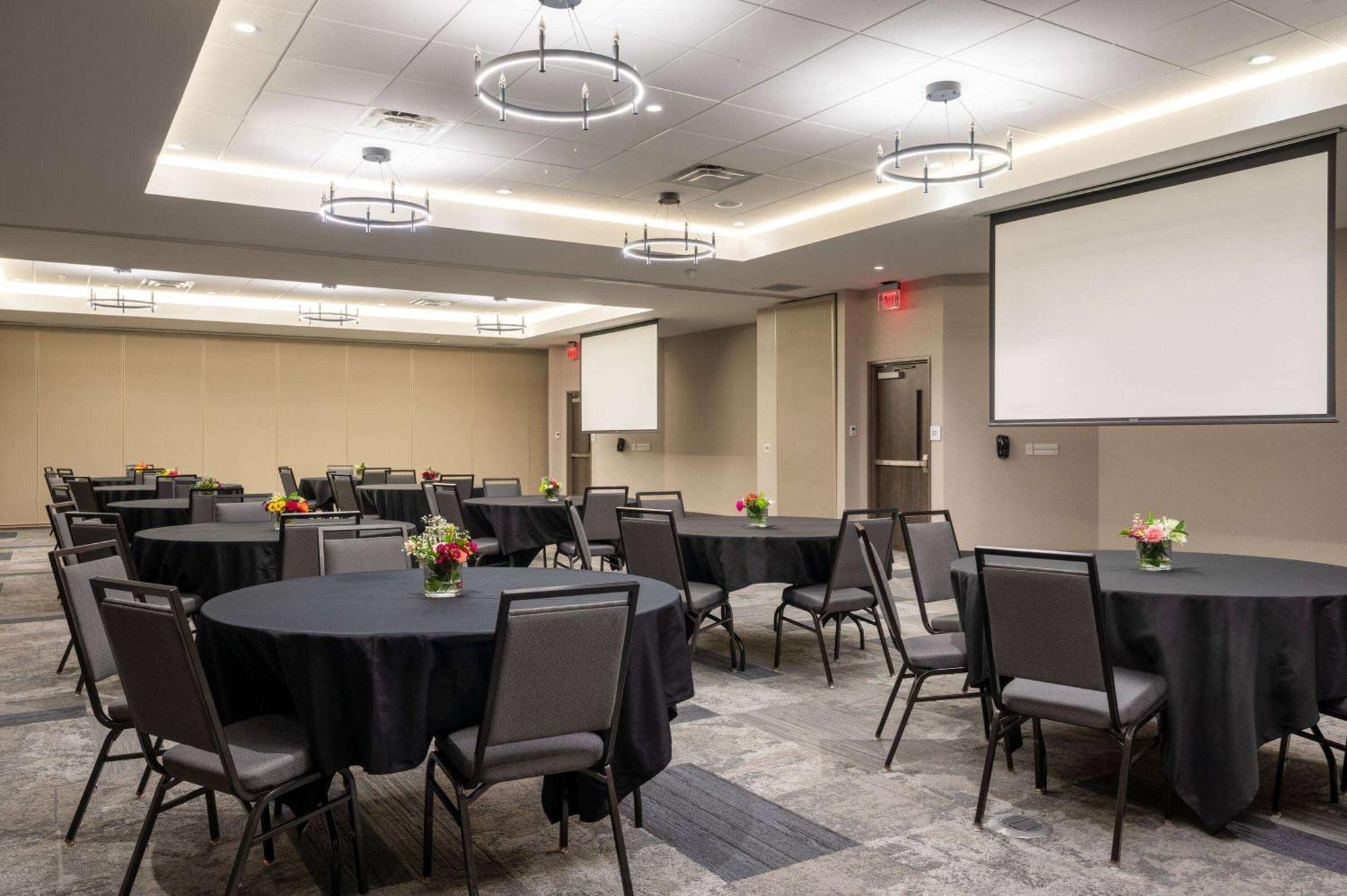 Wyndham Westfield Hotel Luaran gambar