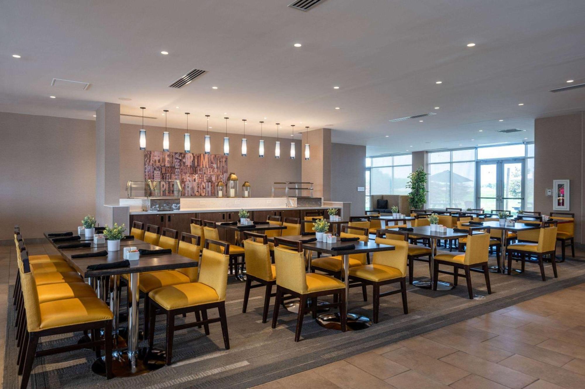 Wyndham Westfield Hotel Luaran gambar